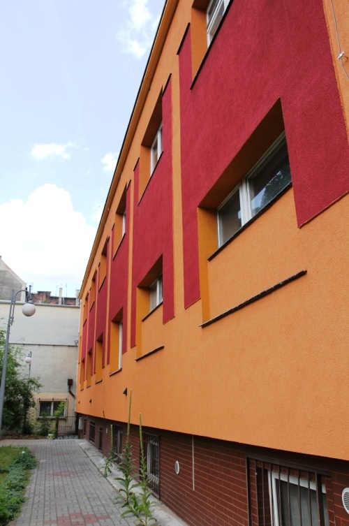 Wakacyjne remonty   w legnickich plac&oacute;wkach oświatowych